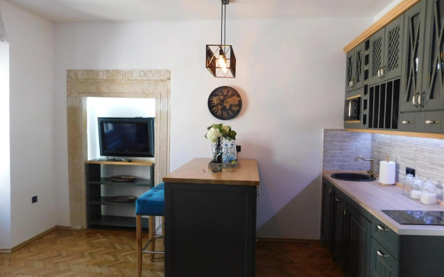 P.S. Cattaro Apartments