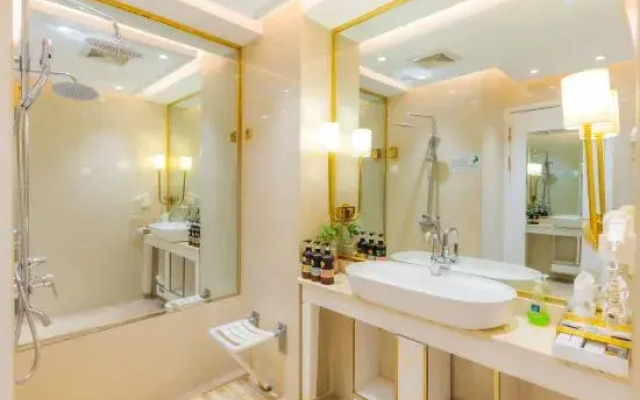 Jizhou Hotel