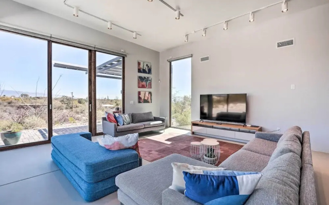 Modern Desert Dwelling w/ Panoramic Views!