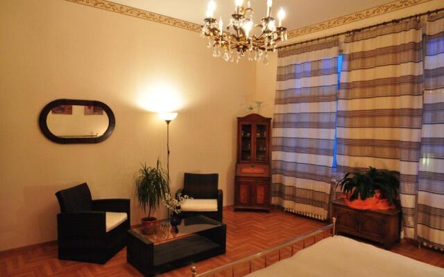 Charlotten Apartments am Ku'damm