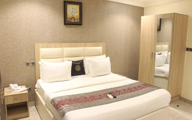 H9 Suites