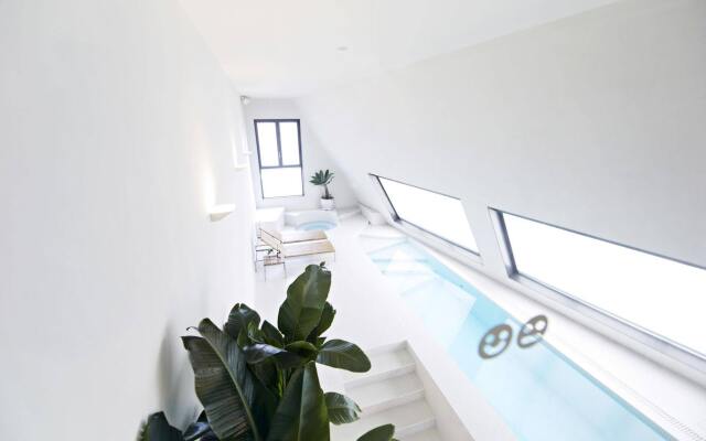 Snow hotel