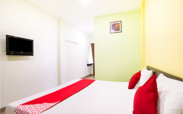 OYO 89539 Hotel Siswa