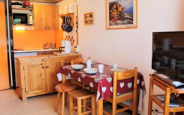 Appartement Vars, 1 pièce, 4 personnes - FR-1-330B-38