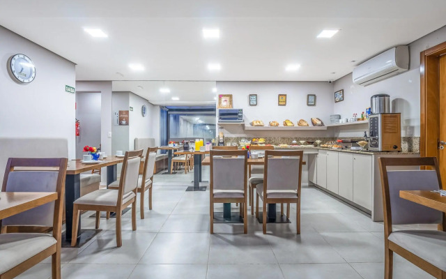 Alameda Felice Hotel
