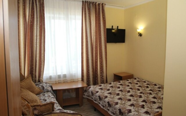 Yuzhanka Guest House (closed)