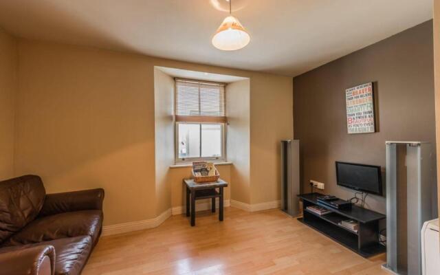 Walshs Apartment 4