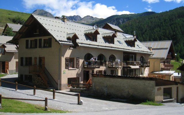 Apartment With 2 Bedrooms in Arvieux, With Wonderful Mountain View, Fu