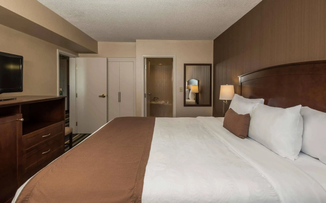 Best Western Plus Winnipeg Airport Hotel