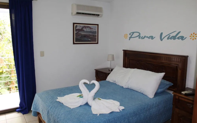 Toro Blanco Resort