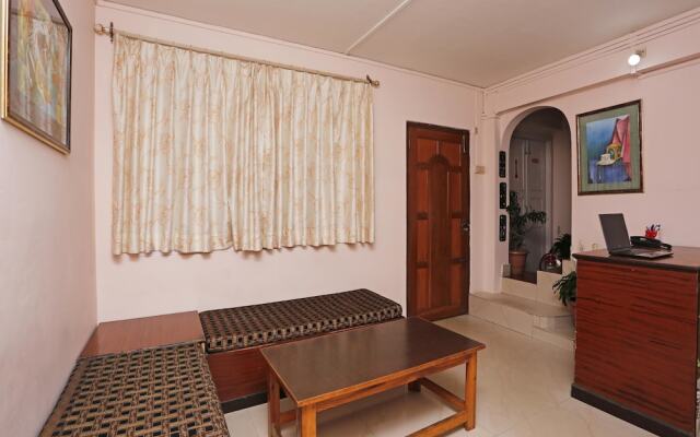 OYO 4740 White Orchid