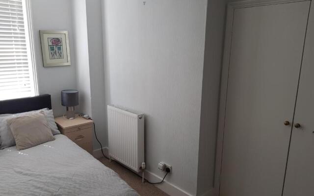 Beautiful Parkview Apartment in Seaside Eastbourne