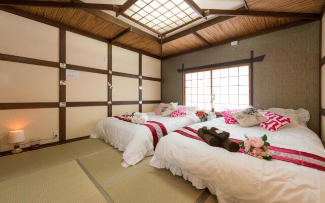 The Bamboo Moon Palace / Shin-Osaka