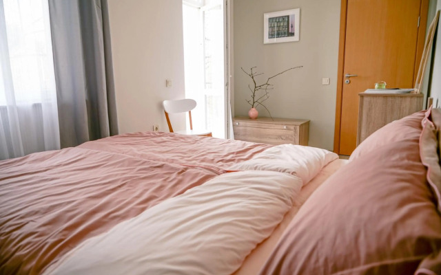 So Close Kapana - 2 Rooms Central Apartments