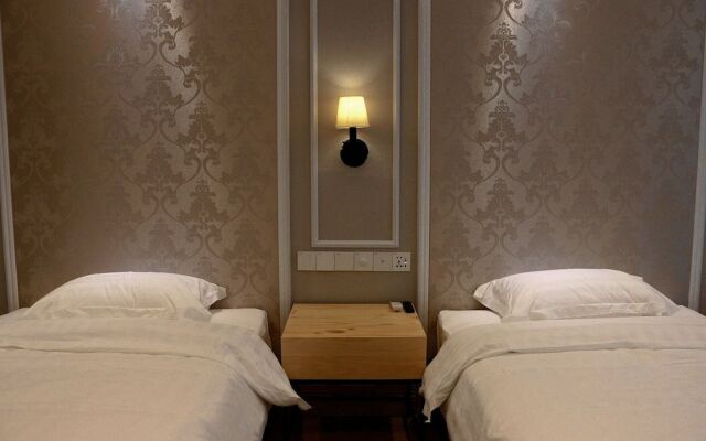 Solo Hotel Shuanglong Store