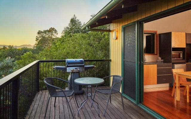 Dayboro Cottages – Balcony – Dayboro