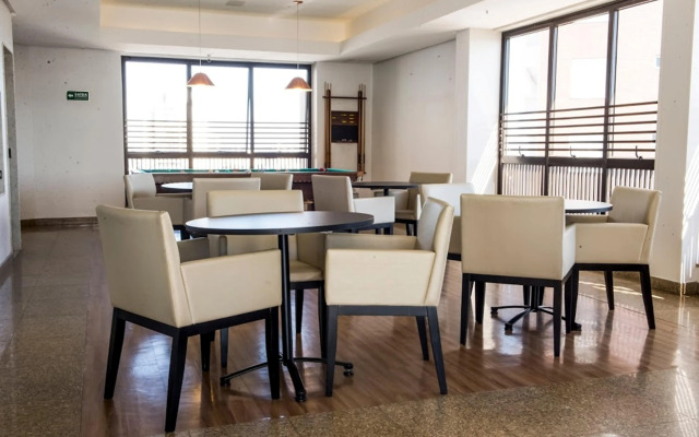 Golden Tulip Goiania Address