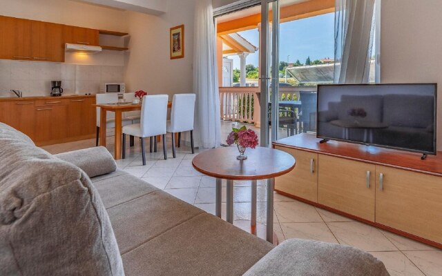 Panoramic Apartment in Banjole near Pula Town Center