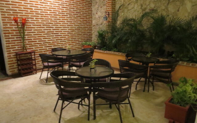 Hotel Portal de San Diego by HMC