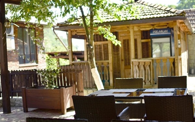 DzhaNat Hotel