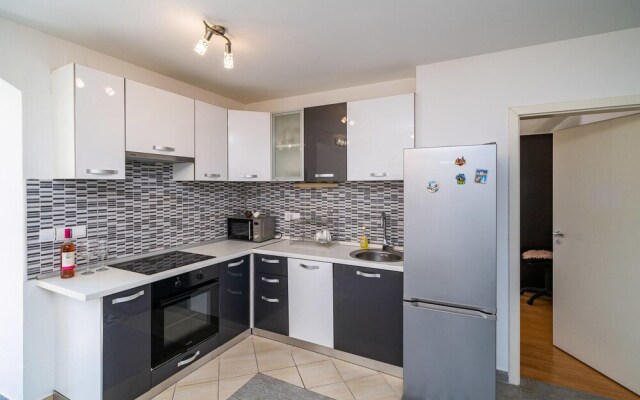 Nice Apartment in Dubrovnik With Wifi and 2 Bedrooms
