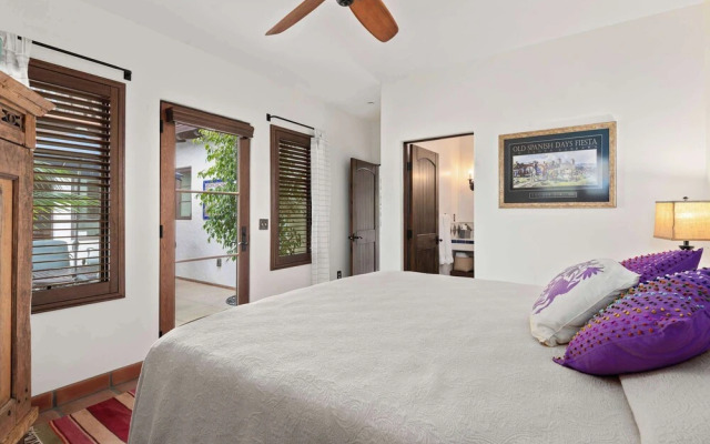 Casa de Lujo - Spanish Seaside Retreat