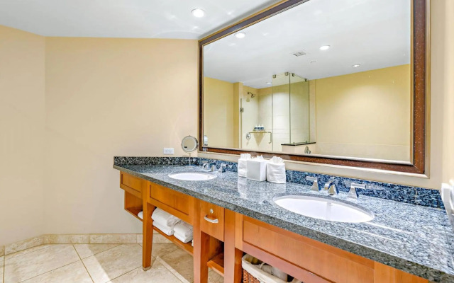 OUTRIGGER Honua Kai Resort & Spa