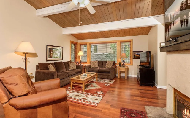 Aspenwood by iTrip Aspen Snowmass
