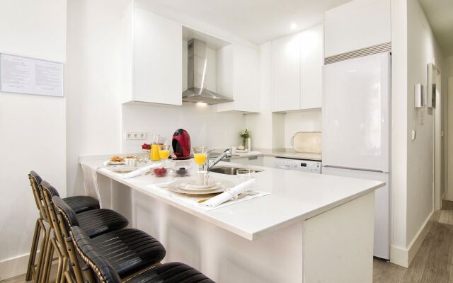 Granada Deluxe Apartments