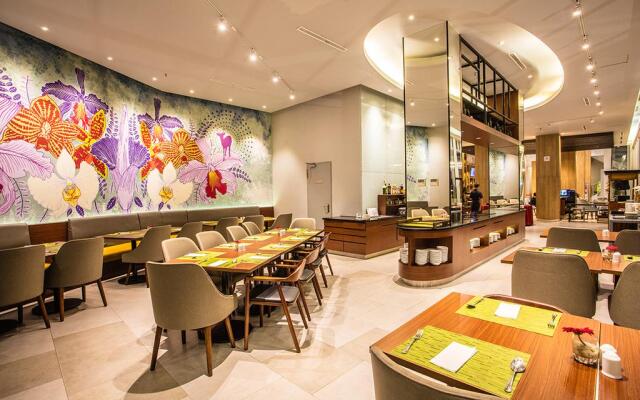 Bigland Hotel & Convention Sentul