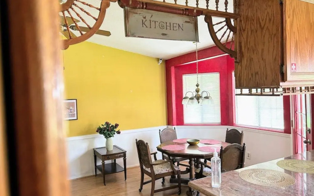 Private bedroom in Peach Blossom Country House