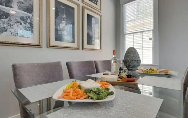 Beautifully Renovated 5 bedroom 5 bath