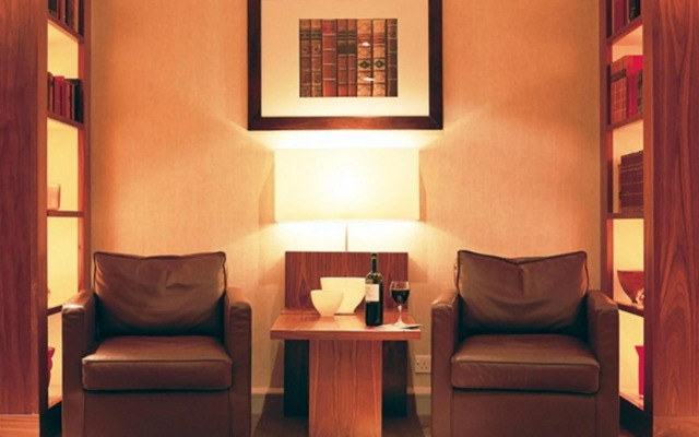 Regency Park Hotel