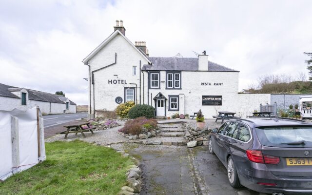Lochinvar Hotel