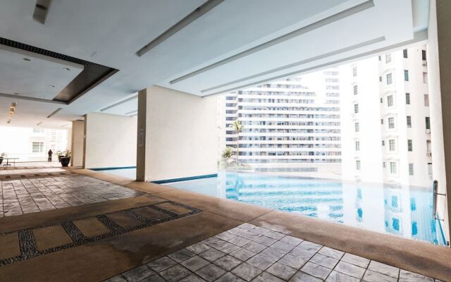 OYO Home 543 Elegant 2BR Binjai 8 Suite