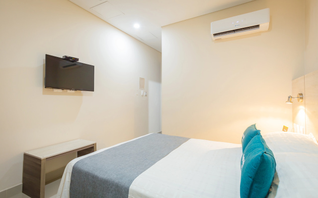 Hotel Ayenda Seven