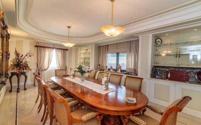 Villa Olivar - 5 BDR Dream Pool/Jacuzzi/Golf/BBQ