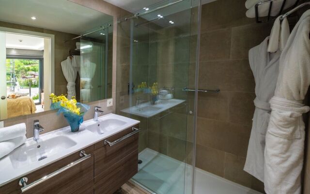 Aparthotel Esquirol