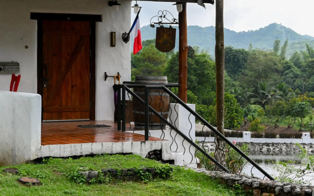 Swiss Valley Hip Resort