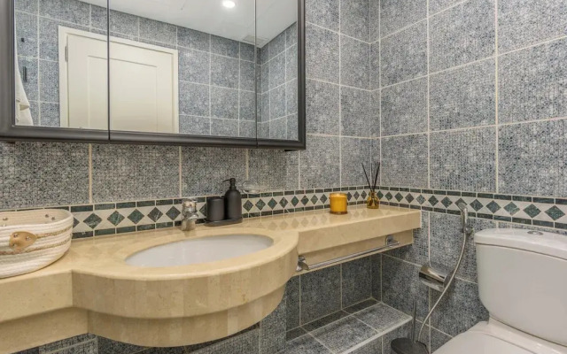 Mundo - 2 BR Apartment at Saifi Village