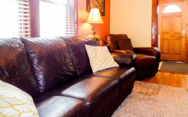 Minnehaha Falls Home by Minnehaha Lofts