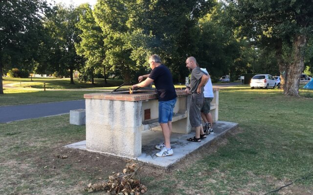 Camping des Gorges de L'allier