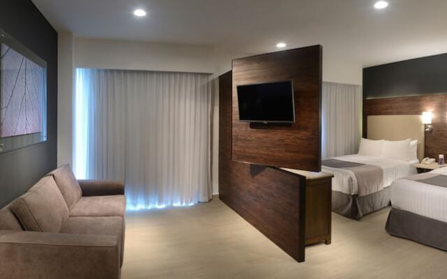 Wyndham Garden Leon Centro Max Hotel