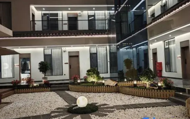 VillaHoliday Whole-House Smart Hotel