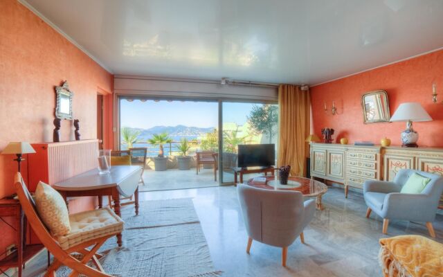 Le Cygne Apartment 1