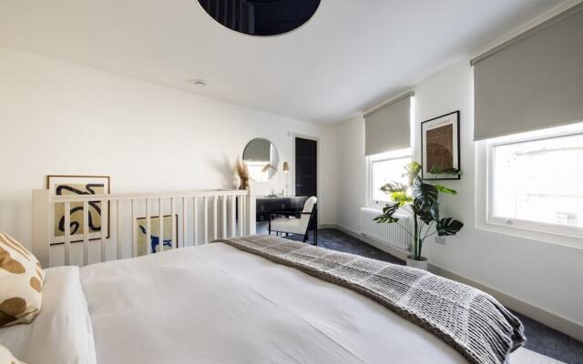 The Battersea Secret - Modish and Bright 1bdr Flat