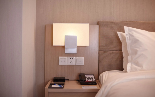 Holiday Inn Express Shenyang Tawan by IHG