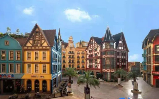 Vica V Hotel (Shehong Culture  Art Center Branch)
