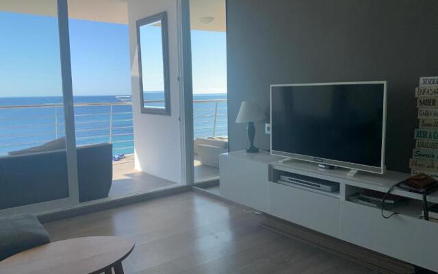 Sea front, design, Air Conditioning, heating, First floor, 4beds