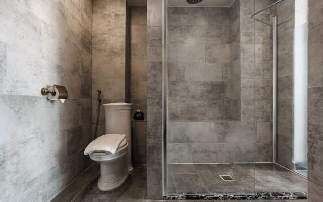 Kin Hotel Dong Du